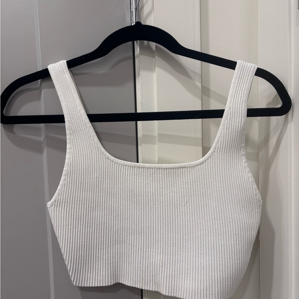 Aritzia Ribbed Women's Crop Top